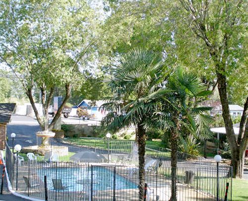 Paradise Inn Экстерьер фото